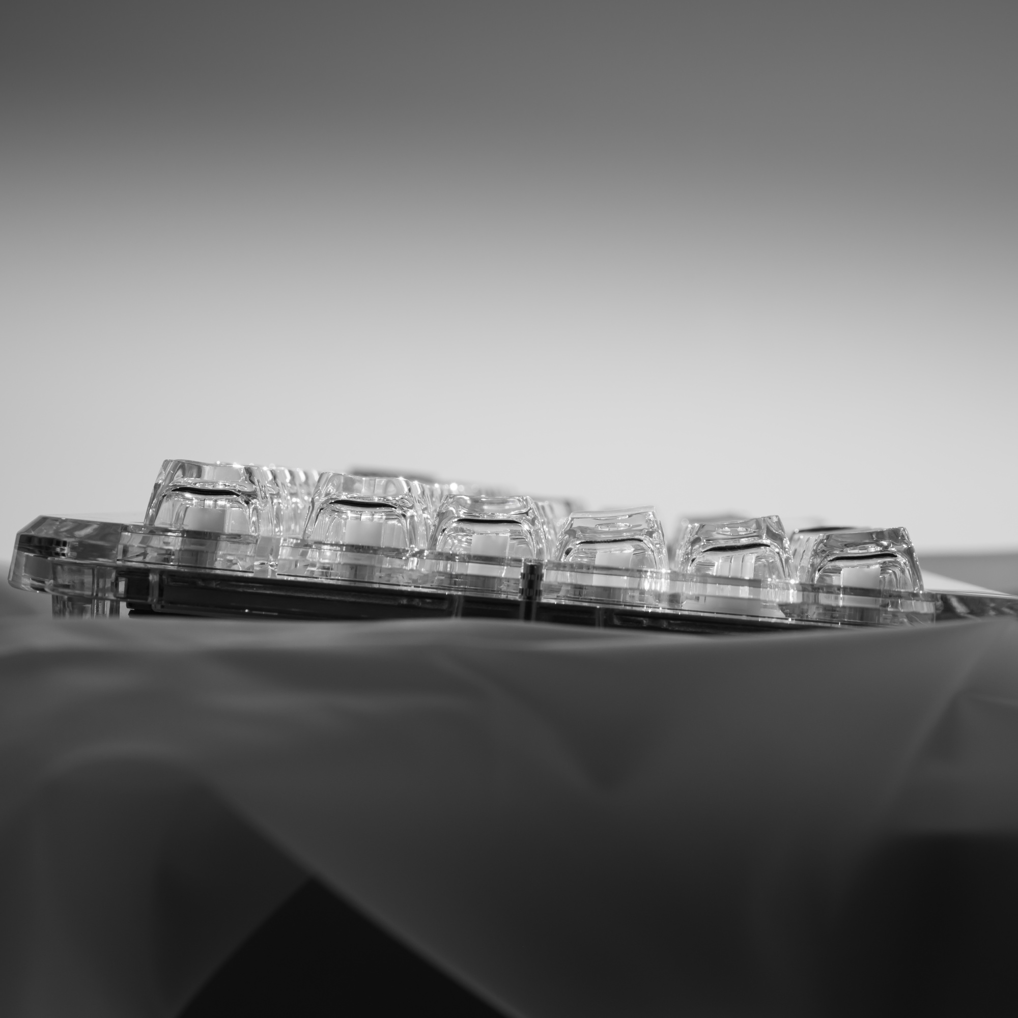 XVX Crystal Transparent SA Pro – обзор и цена Gaming Keyboard No Rgb